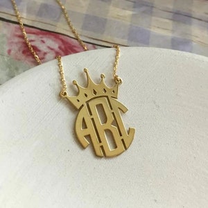 Crown Monogram Necklace • Custom Name Necklace •  Name Necklace • Gift • Monogram Necklace • Personalized Necklace • Name Necklace Gold.