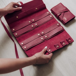 Organizer per gioielli personalizzato – Regalo di anniversario o compleanno per moglie o fidanzata – Rotolo da viaggio in pelle – Organizer pieghevole piccolo o grande