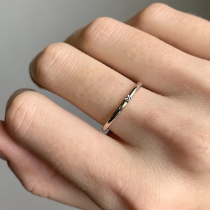 Genuine Alexandrite Ring, Dainty June Birthstone Ring in Solid Sterling Silver, Colour Change Stone, June Birthday Gift