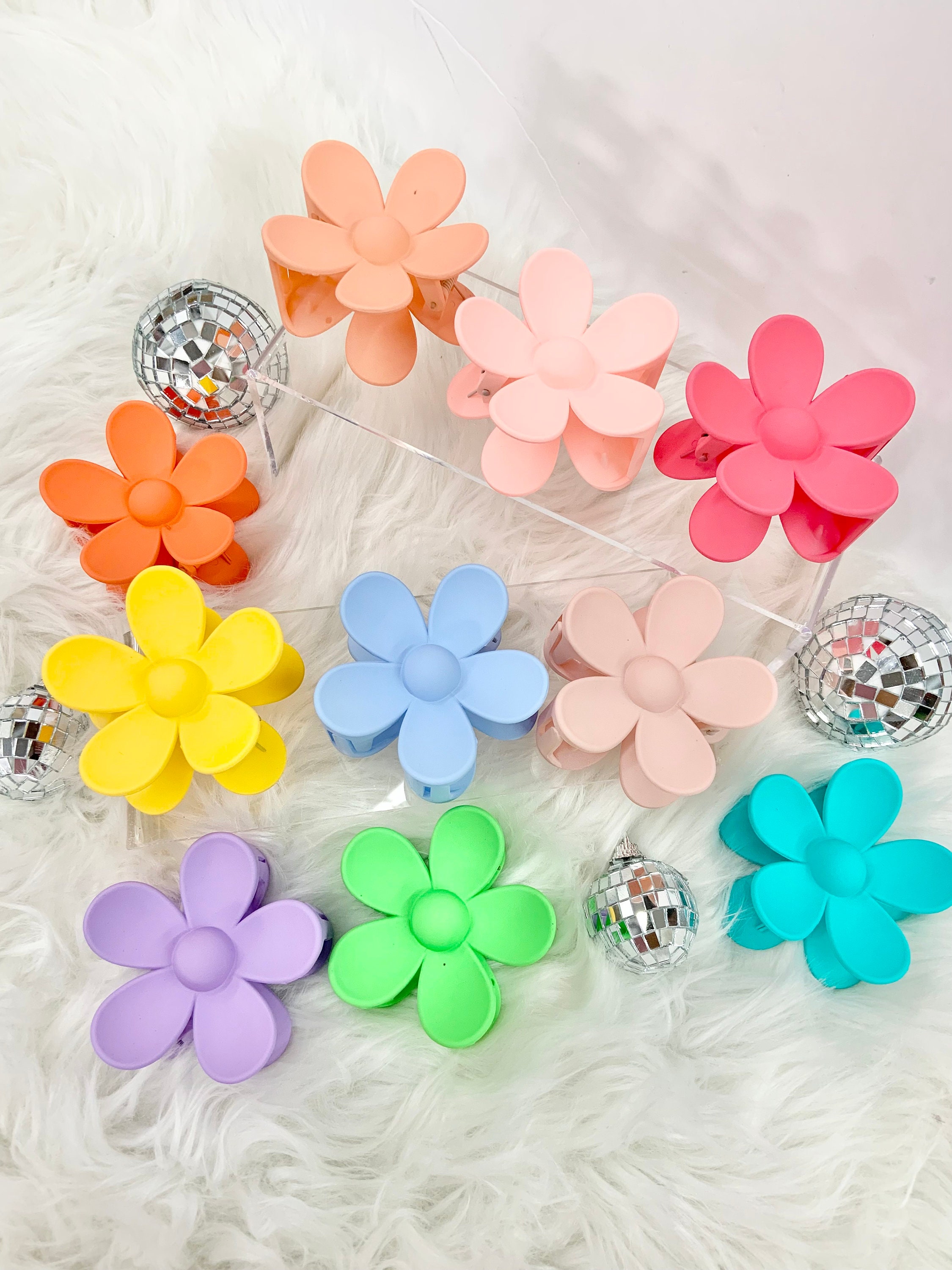 Daisy Hair Claw/ Jumbo Daisy Hair Clip/ Flower Hair Clip/ Hair Claw