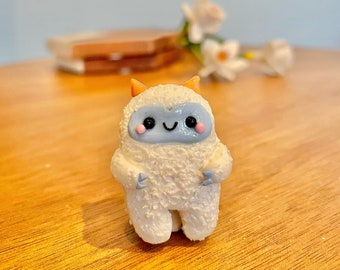 Abominable Snowman magnet| snowman fridge magnet|  Christmas magnet|Sloth lover refrigerator magnet| Stocking stuffer| Cute gift ideas