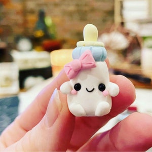 Pino de argila para garrafa OU ímã | Argila de polímero para enfermeira de bebê da UTIN | Presente para enfermeiras | Pinos fofos | Pinos estilo Kawaii | Decoração de emblema | alfinetes de crachá |
