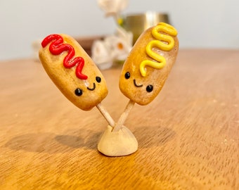 Corn dog magnet| Foodie gift| Carnival fair food| Cute food magnets|  Stocking stuffer Christmas gift| Food lover gift| Miniature food