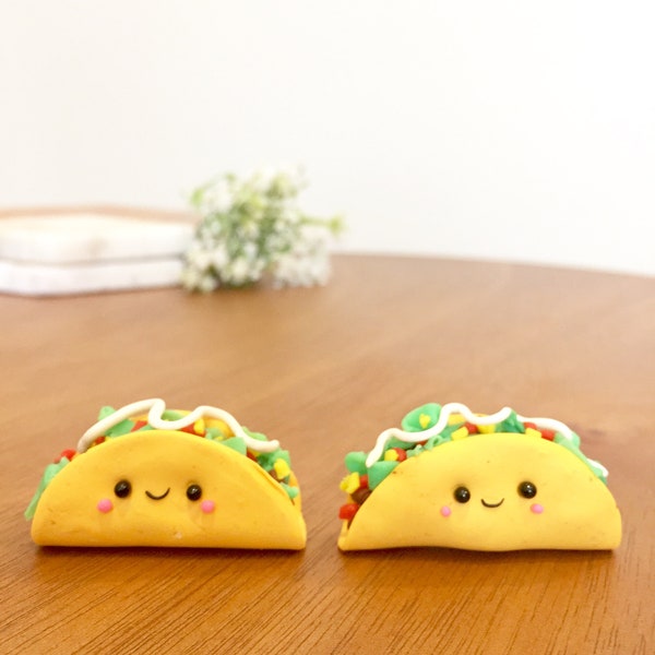 Taco magnets (1 or 2 tacos)  Taco lover gifts| Refrigerator magnets| Cute magnets| Fridge magnets| Gifts under 25| Food magnets|food magnet