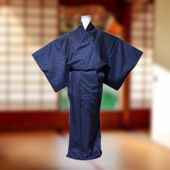 oshima tsumugi kimono for women / indigo dyeing - image 1