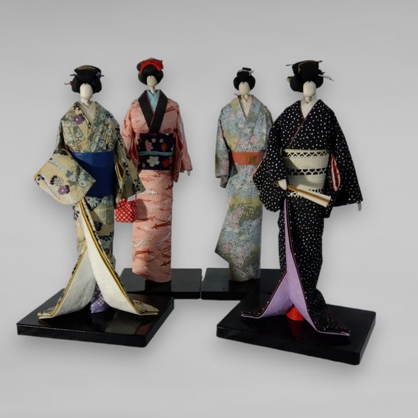 poupée kimono japonaise / en papier japonais