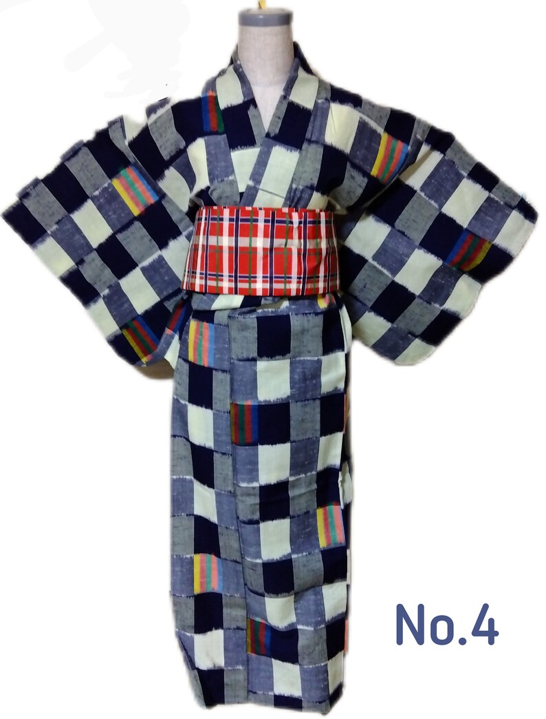 Kasuri Pattern Kimono / Made of Wool - Etsy