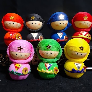 Seven cute never give up ninja dolls made of paper / self-righting doll