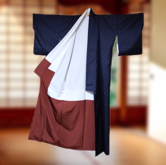 oshima tsumugi kimono for women / indigo dyeing - image 7