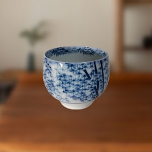 Japanese tea cup / arita ware