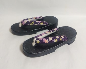 japanese traditional style kimono sandals for women / geta sandals, zori sandals / japanese M-size