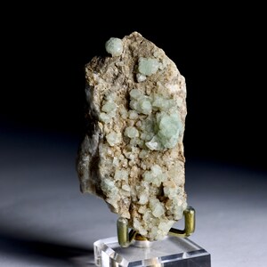 Arizona Fluorite w Quartz  Natural Fluorite Crystal Fluorite Gemstone Raw Fluorite Mineral Chinese Fluorite Healing Crystal Mineral Specimen