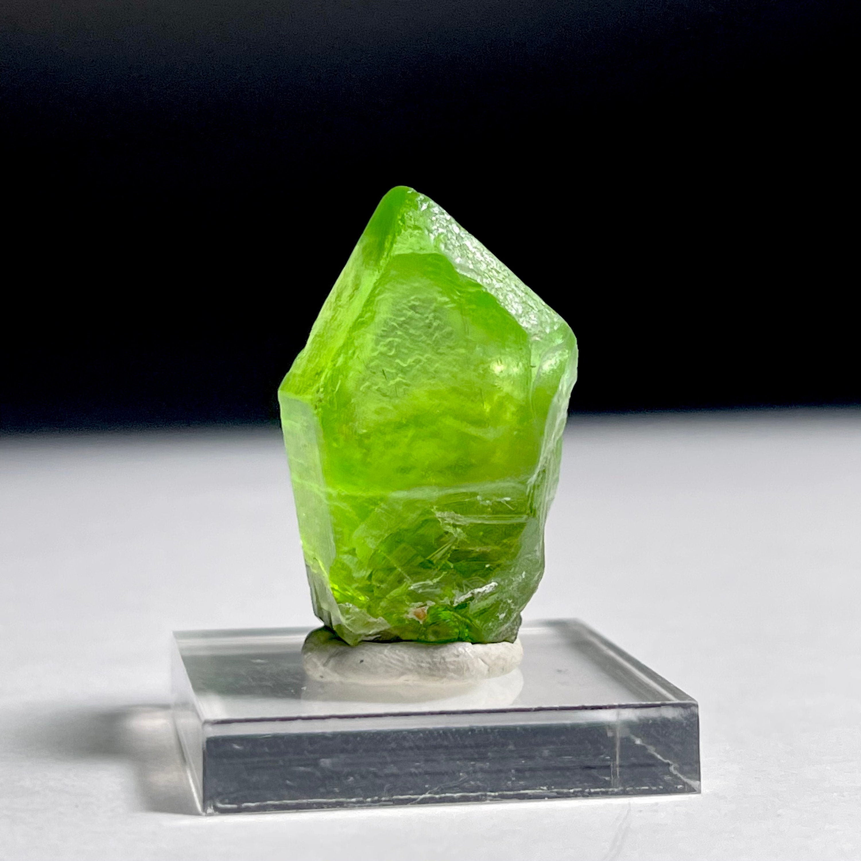 High Grade Natural Peridot Crystal Raw Peridot Mineral Etsy