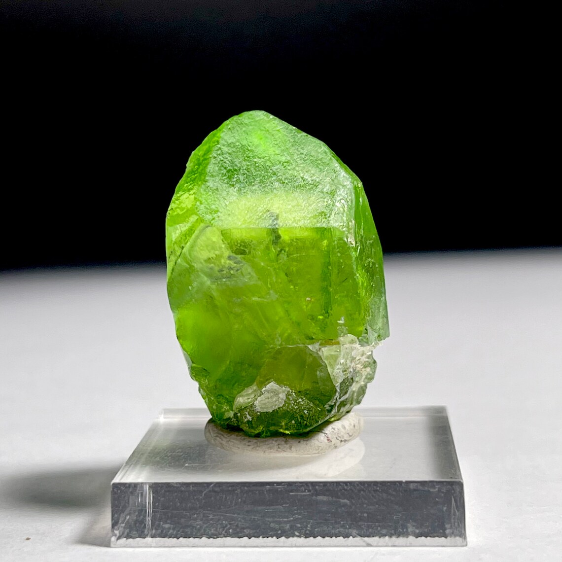 High Grade Natural Peridot Crystal Raw Peridot Mineral Etsy