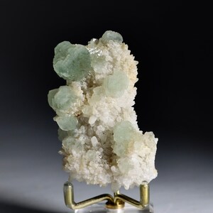 Arizona Fluorite w Quartz  Natural Fluorite Crystal Fluorite Gemstone Raw Fluorite Mineral Chinese Fluorite Healing Crystal Mineral Specimen