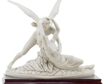 Estatua de mármol de Cupido y Psique sobre base de madera h 13,3 pulgadas (34 cm) - Estatua patinada a mano, fundición de mármol de Carrara, Made in Italy, Idea de regalo