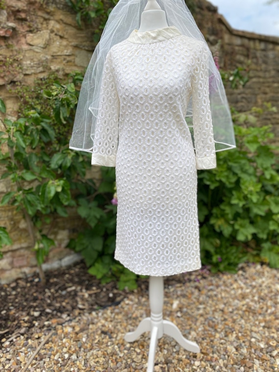 1960s ivory lace Mod mini dress