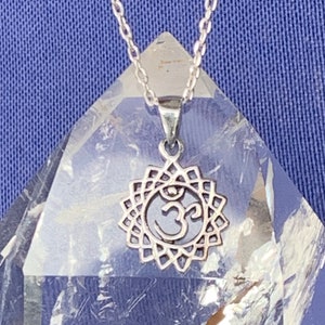 925 Silver Rainbow Moonstone magnifique pendentif 2.8 cm
