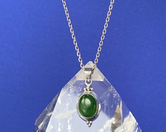 Pendentif jade et argent sterling, pierre naturelle verte, Colombie Britannique, Canada