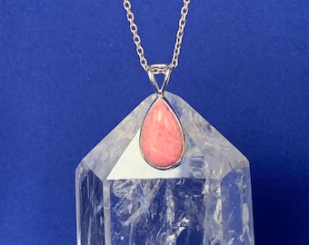Hänge i kanadensisk rhodonit och sterlingsilver, enkel infattning, naturlig kanadensisk rosa sten