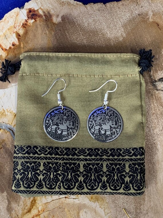 Boucles D'oreilles Pendantes Motif éléphant - Doré Et Argenté - Nickel - Neuf Sans Emballage