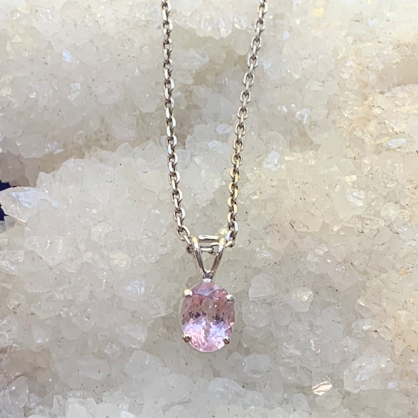 Morganite pendant set with sterling silver, faceted pink aquamarine, 1.8 carats