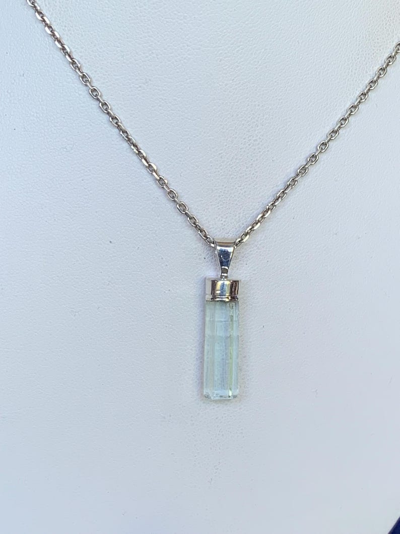 Aqua marine pendant set with sterling silver, natural aqua marine crystal image 3