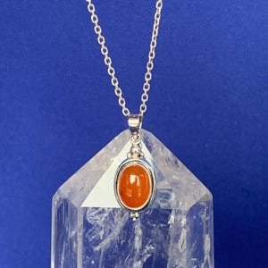 Carnelian pendant set with sterling silver