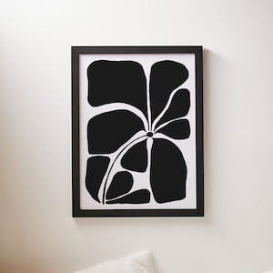 Black & White Flower Leaf Print, Organic Botanical Art, Downloadable Print, Modern Minimalist Printable Art, Room Decor, Botanical Poster