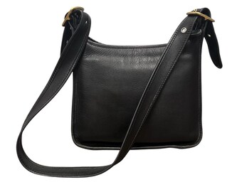 Vintage COACH Legacy Small Pocket Zip Crossbody Bag Purse  display picture 1