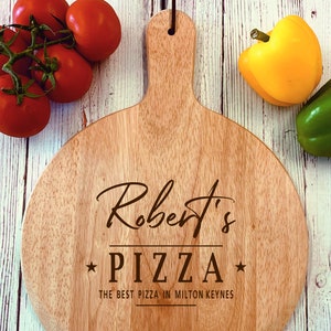 Personalised 12 Pizza Paddle 30cm. 3 designs to choose from. Custom Pizza Board, Pizza Plate. Ideal gift for any occasion. Layout 3