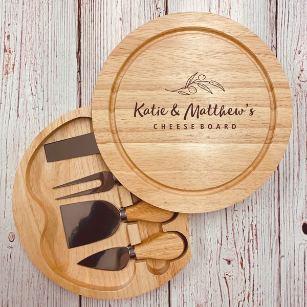 Personalised Cheese Board set. 4 designs to choose from. Custom Cheese Board. Ideal Gift for Valentines Day, Wedding, Anniversary, Christmas