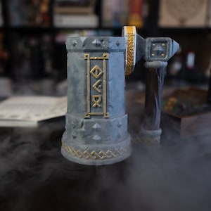 Mythic Mugs - The Dwarf Dwarven Style 16.9oz Can Holder