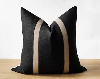 Svart & beige linneörngott | Minimalistisk svart linnekudde | Randig lantlig accent | Kustdekor || Inlägg tillgängliga