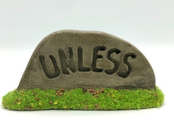 A menos que el arte del escritorio de cemento