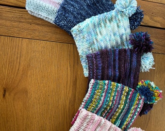 Sombrero de bebé de punto hecho a mano, sombrero de pompón, sombrero unisex único, gorro de invierno de bebé