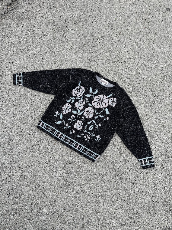 Vintage 80s/90s Floral Sweater - image 2