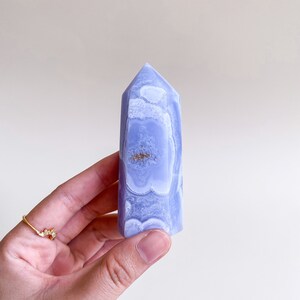 9CM / / Hoge kwaliteit Blauw Kant Agaat Punt Gepolijst Generator Tower Crystal Groei Zelfexpressie Zuivering Meditatie Kristal afbeelding 10