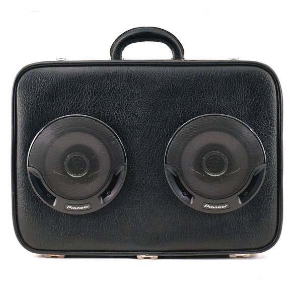 KID KONG – Punchy Portable Suitcase Boombox Bluetooth Speaker