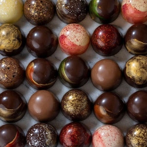 Box of 8 Assorted Artisan Chocolates (100% Gluten Free)