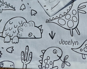 Customizable fabric napkins to color, Oeko-Tex cotton, choice of: 10 designs/7 embroidered scripts/18 colors.