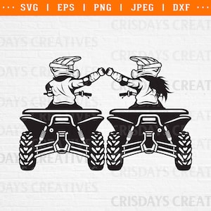 Pode incluir: Gráfico a preto e branco de duas pessoas em ATVs, a fazer um cumprimento com os punhos. Cada pessoa usa capacete e equipamento de proteção. A imagem inclui o texto "SVG | EPS | PNG | JPEG | DXF" e "CRISDAYS CREATIVES".