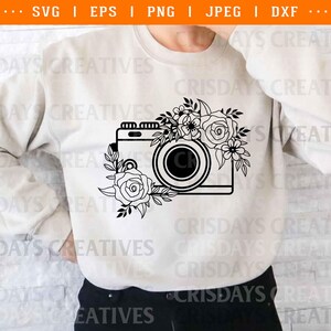 Floral Vintage Camera SVG | Retro Camera Clipart with Flowers | Photography PNG Vector | Boho Camera Clipart | Vintage Camera Art image 3