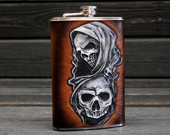 Stainless steel handcrafted leather flask Skulls, Biker&#39;s leather hip flask Skulls, Rocker&#39;s brown leather hip flask handcrafted Skulls