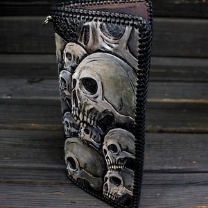Cartera larga de cuero artesanal Calaveras, Cartera larga de cuero biker Calaveras, Cartera larga gótica Calaveras, Monedero de cuero hecho a mano Calaveras