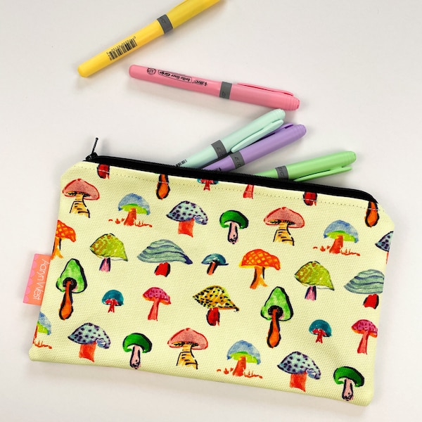 Mushroom Print Zippered Pouch Makeup Bag