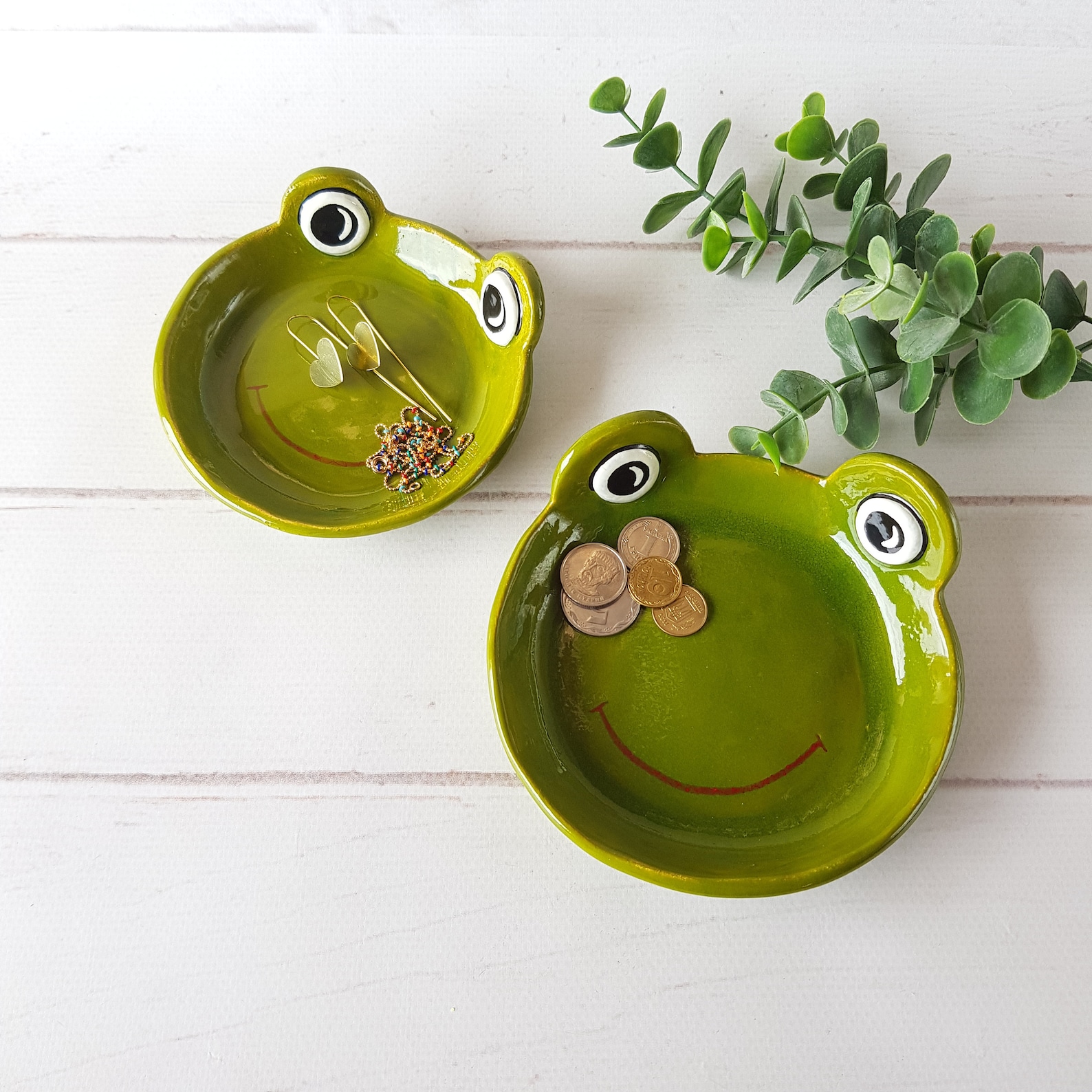 Frog Trinket Dish Green Froggy Ceramic Jewelry Dish Frogo Desk Etsy