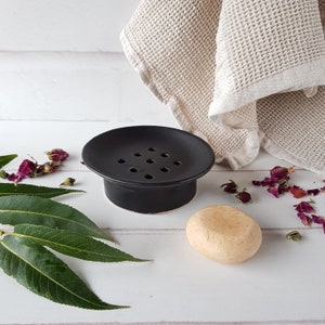 Minimalist ceramic soap dish round Modern ceramic decor for the bathroom Black matte soap stand with drainage