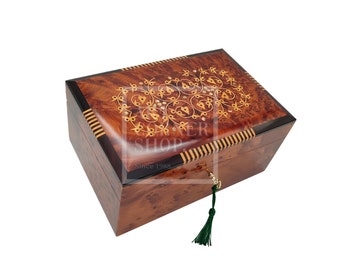 Boîte à bijoux à clé en bois de thuya  (NEUVE)