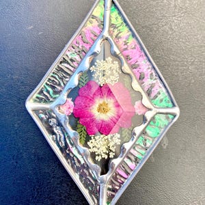Beveled Diamond Pressed Flower Suncatcher